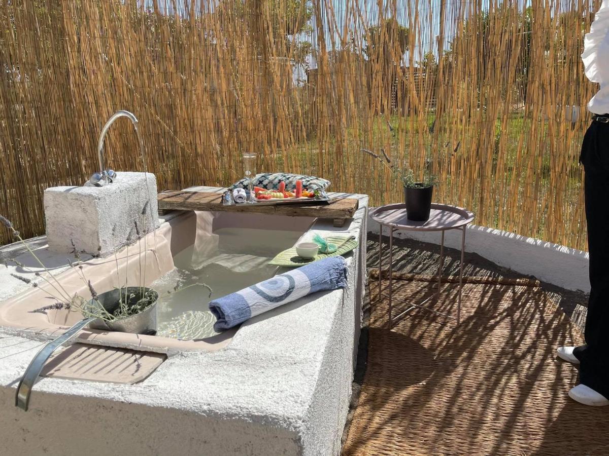 Eco Beach And Magic Garden Hotel Jenádi Kültér fotó